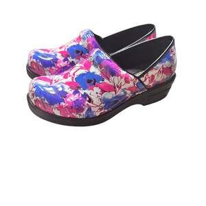 Savvy Women's Brandy Pink/Purple Flower Nursing Clogs, Printed Nursing Clogs